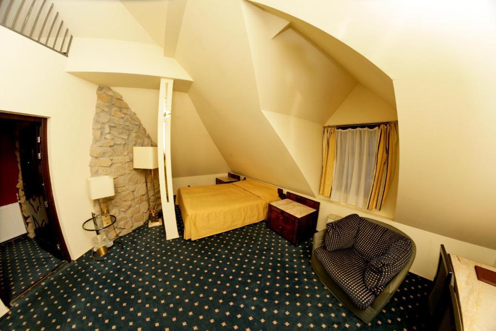 Hotel Podzamcze Tarnau Exterior foto