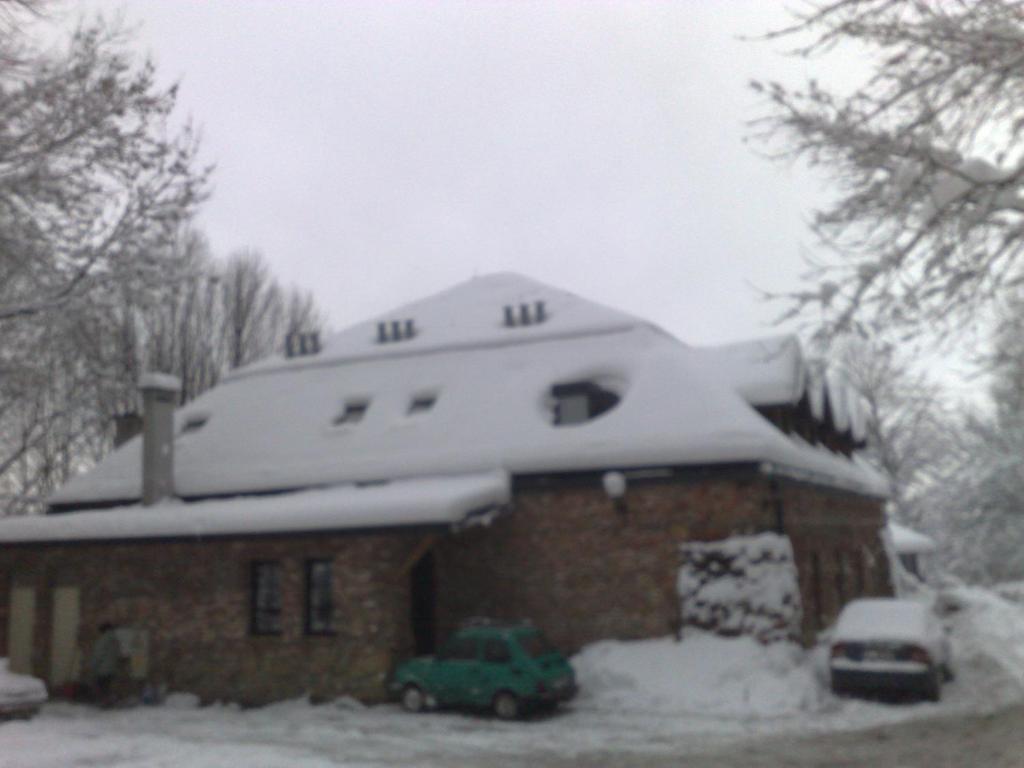 Hotel Podzamcze Tarnau Exterior foto
