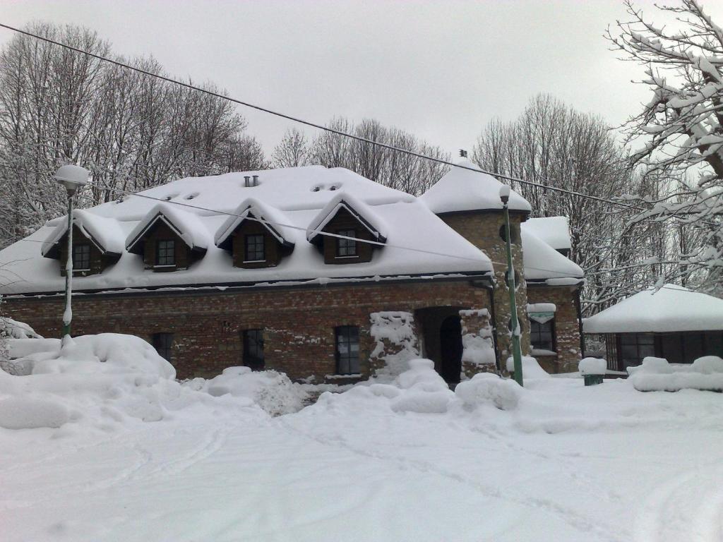 Hotel Podzamcze Tarnau Exterior foto
